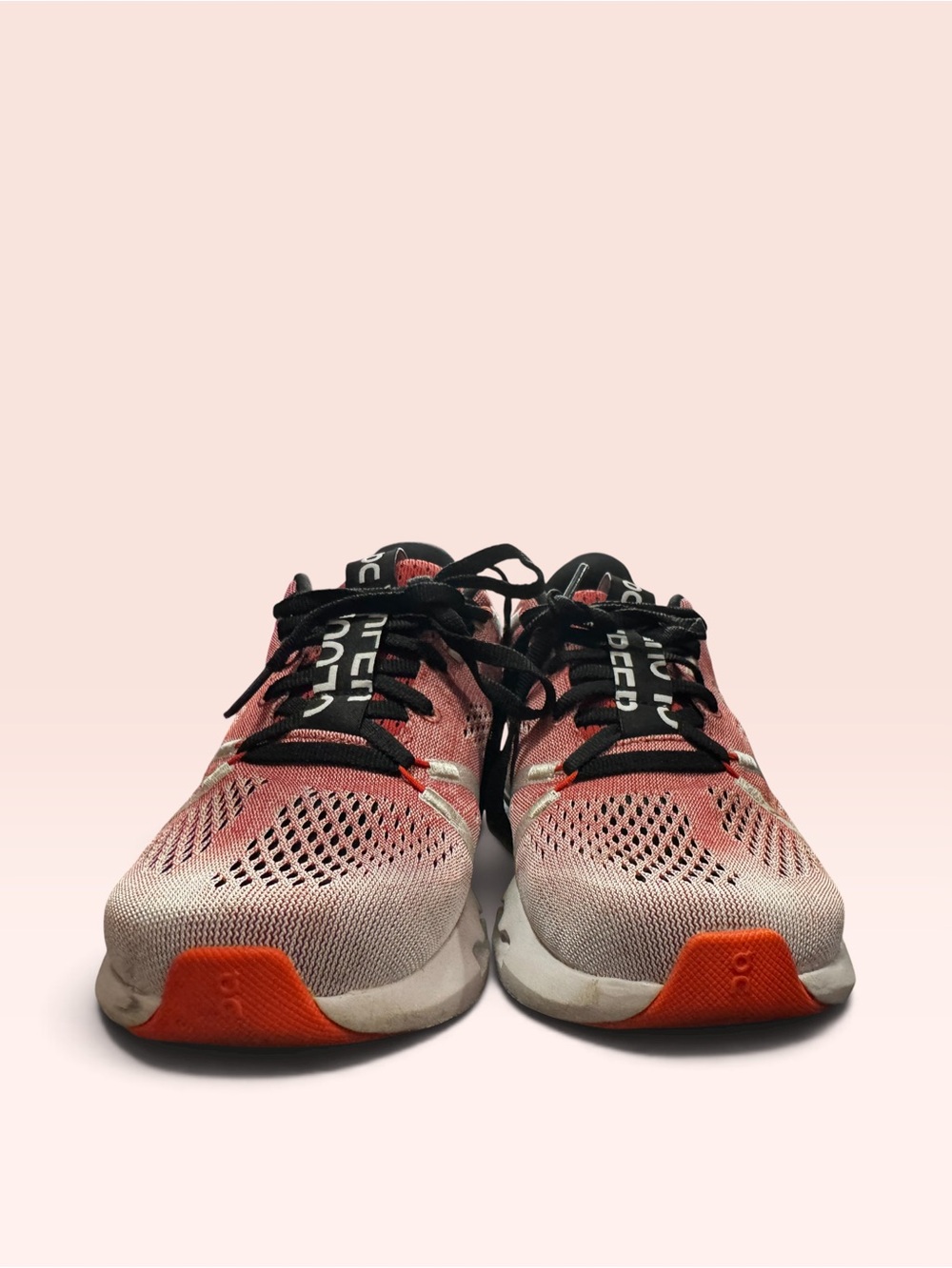 On Cloudsurfer Running Shoes – Women’s Size 7 🩷👟